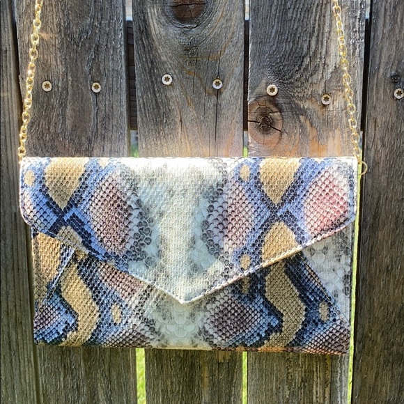 SNAKE CLUTCH - Picture 8 of 8